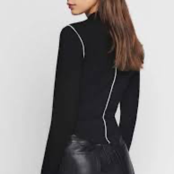 Reformation Stacey Knit Top Crop Mock Neck Women's Sz M Black White Sitches - Picture 2 of 15